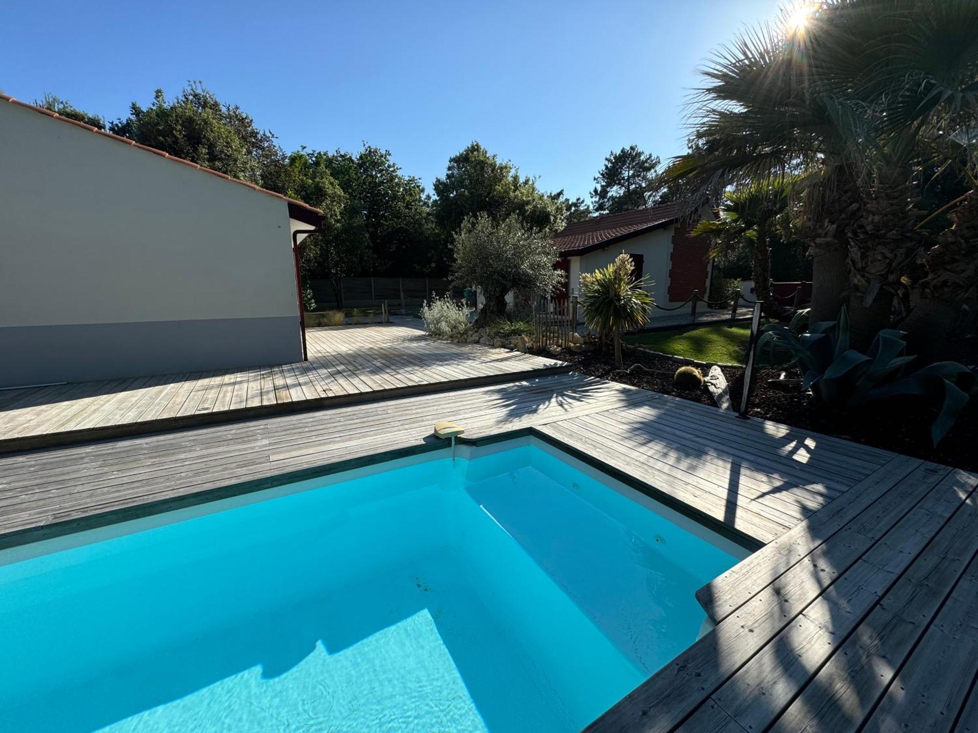 Le Chai De L'ocean - Soulacaise A 100m Piscine Jardin 1400m2